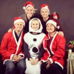 Ylva Bjørkaas Thedin Instagram – Familien Thedin ønsker alle en god jul