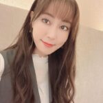 Yoko Hikasa Instagram - 🔮 本日幻日のヨハネ 振り返り上映会 新宿ピカデリーさん、 シネマサンシャイン沼津さんに お邪魔してきました〜✨ 長年Aqoursちゃん達を 温かく見守ってくれる皆さん。 まるでライラプスのようでもあり、 ライラプスである私さえも 見守ってくれていて、 ありがとうございました！ そしてAqoursちゃん達の絆と、 3人が笑い合って楽しそうな顔を 見る事ができて私も幸せでした。 ヨハネは今まさに一人前の階段を 登り切る直前なので愛香には最後の最後まで Aqours皆と支え合いながら ヨハネと共に過ごせますように✨ 沼津には愛があるね。 ご飯も美味しいよお。 お寿司🍣無事食べました！ ハナマルパンも！ 松月さんもお土産をくださったり 美味しくて幸せです！ 本当に楽しい一日でした！！ 9/24にも上映会参加させて いただきますので、 皆さん是非また会いに来てください✨ #幻日のヨハネ #小林愛香 @kyanstagram_ #降幡愛 @furihatagram #逢田梨香子 @aida_rikako_ #日笠陽子 #新宿ピカデリー #シネマサンシャイン沼津 #ヌマヅ #また行きたい #駅で買える寿司のレベルを超えている #ハナマルパン #試行錯誤 #私はみかんプレーンを食べたよ