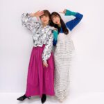 Yoko Hikasa Instagram - ❤️ 井澤詩織ちゃんと トーク番組始まりまする〜。 「机のアイスが溶けるほど」 です！ しーたむ @shiori_izawa0201 と一緒にわちゃわちゃと お喋りするのめっちゃ楽しみ！ 初回は11/24金曜日20時から 生放送やで〜〜！！ ゲストに澤田姫さんをお迎えします！ ビジュ撮影も超楽しかったなあ〜 衣装の色合いもちょっと アシンメになるようにしたんだあ。 皆さん是非見ておくれよ！ #井澤詩織 #日笠陽子 #机のアイスが溶けるほど #澤田姫 さん #トークバラエティ #食べ物の話ばかりしないよう気をつけないと