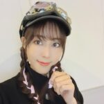 Yoko Hikasa Instagram - ❤ ️朗読劇スノーホワイト育成計画 無事終わりました〜！ 観劇に来てくれた皆、 配信で見てくれた皆、 ありがとう〜✨✨ スノホワはめちゃシリアスで まほいくらしさ全開でしたが 我ら魔法少女の自己主張チームは ドタンバタンのわちゃわちゃで 楽しさ全開でお届けしました〜。 好き勝手しすぎたーーー 稽古はもっとまともだったんだけど なんかやっぱお客さんいると テンションあがっちゃうのよ。 スノホワとのギャップをね、 それもまたまほいくの良さと 思ってもらえたら嬉しいな。 メンバーに本当に恵まれて 幸せな一日になりました！ ありがとうございました！ #魔法少女育成計画 #朗読劇 #スノーホワイト #青い魔法少女の自己主張 #東山奈央 @naobou_official #沼倉愛美 ちゃん #安野希世乃 ちゃん #日高里菜 @rina_hidaka615 #伊藤彩沙 ちゃん @ayasacream #日笠陽子
