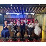 Yoko Hikasa Instagram - ☀️ 超声優祭2023 スナックひだまり、 無事閉店しました〜！ いや〜 すごい押したな笑笑笑 みんなすまん！笑 ボーイの#川島零士 くんは ものすごいオモロイ逸材を 発掘してしまった気持ちです← めちゃくちゃ楽しかったね〜 お喋りして、 カラオケして、 初めましてのメンバーも いろんな事を知れて、 ああ人との出会いって 本当に良いものだなあと。 キセキのようなものだなあ。 貸切営業では、 なつかしの太陽と月を 川島君とデュエットしました〜 人前で初めて歌ったー ゲストお客様の皆さん、 見てくれた皆さん、 そしてお花とお手紙を 送ってくれた#南條愛乃 ちゃん！ 本当にありがとうございました！ #超声優祭2023 #スナックひだまり #川島零士 くん #内田彩 ちゃん #岡咲美保 ちゃん #小笠原仁 くん #速水奨 さん #降幡愛 ちゃん #日笠陽子 #ママ #帰り際に #キャバ嬢に間違えられた #爆笑した