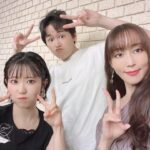 Yoko Hikasa Instagram - ⚔️ TVアニメ はたらく魔王さま2ndseason そしてラジオも 無事放送終了しました！ ありがとうございました！ ラジオ最終回ではりょーたも来て 3人で相変わらずわちゃわちゃ🙌 プチ打ち上げ話もしてますっ。 本当に嬉しくて楽しい3ヶ月でした。 奈央と二人で まったりゆっくりじっくりな おしゃべりが楽しくて 私利私欲のために作品を超えて レギュラー化しようとしたり笑、 今回はアーティストさんにも お越し頂きお話聞けたりして 密度の濃いラジオになりました😊 いつかまた、みんなに 会えたらいいな。 そんな想いを込めて、 思い出写真載せておきまーす #はたらく魔王さま #はたらく勇者さま #逢坂良太 #東山奈央 #小野友樹 #下野紘 #伊藤かな恵 #日笠陽子