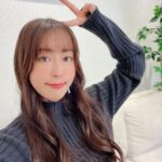 Yoko Hikasa Instagram - 🍨 机のアイスが溶けるまで生放送 見てくれてありがとう！ ゲストは降幡愛ちゃん❤️ @furihatagram 前半ではしーたむとふりちゃんの 共通点だったり 後半はヨハネのライブの話もできたりして ほんとにアイス一瞬で溶けるくらい早い！ 改めてふりちゃんの人となりとか 聞くことができて良い回だったなと。 めちゃくちゃ楽しかった〜✨ 二月はしーたむ誕生日祝う回だぞーう！ #机のアイスが溶けるほど #井澤詩織 @shiori_izawa0201 #降幡愛 @furihatagram #日笠陽子