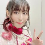 Yoko Hikasa Instagram - ピンクを着ています... すごく好きなネタになっちゃった笑 皆似合うよ〜ってたくさん コメントくれてほんとにありがと！ 2枚目は 私が全部の写真の中で1番好きな写真だよ✨ このスタイルドレスは思い入れがあるので、 最後の全員曲で着られて本当に嬉しかった。 細部も撮ってみたよ〜 結構ベロア多めなので暑いのよ。 #アイカツ #アイカツフレンズ #アイビリーブ #ピンクを着ています #足の紐の左右の長さが違ってるのはご愛嬌 #急いで着替えたんだよ