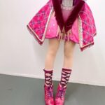Yoko Hikasa Instagram - ピンクを着ています... すごく好きなネタになっちゃった笑 皆似合うよ〜ってたくさん コメントくれてほんとにありがと！ 2枚目は 私が全部の写真の中で1番好きな写真だよ✨ このスタイルドレスは思い入れがあるので、 最後の全員曲で着られて本当に嬉しかった。 細部も撮ってみたよ〜 結構ベロア多めなので暑いのよ。 #アイカツ #アイカツフレンズ #アイビリーブ #ピンクを着ています #足の紐の左右の長さが違ってるのはご愛嬌 #急いで着替えたんだよ