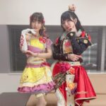 Yoko Hikasa Instagram - ❤️ アイカツミュージックフェスタ 美月・エルザ・ひびき Take Me Higher 三人写真です〜✨ リス子さん、りささんとは コロナ前の中止になったライブのあとに 3人でご飯を食べに行って いつか3人で踊ろうと話してたんですよね〜✨ スケジュールの関係で3人で合わせての練習が中々出来ない中で、 撮って頂いた映像を穴があくまで見たり 一度きりのゲネで時間の限り合わせたり。 数少ない中でも全員がストイックに 全力でのぶつかり合いを感じました。 振り付けの先生には タイミングが合うとかじゃなくて 各々で踊っても個が強くて成立していて そしてそれがまた良いと言われ、 なるほどこの3人ぽいと妙に納得しました笑 本当に楽しかった！！ また3人で踊り歌う日がきたら良いなあ😭✨ そしてりささんとは、 エルザ（声/歌）を分かち合った仲でもあります！ ありがとう！ジャパン！！ でんぱポーズも❣️ #アイカツ #アイカツスターズ #アイカツフレンズ #アイカツオンパレード #トライスター #美月 #エルザ #ひびき #リス子 さん #りさ さん 東京ガーデンシアター