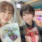 Yoko Hikasa Instagram - 😈 Lv1魔王ラジオむちらじ 最終回スペシャル生放送 見てくれた皆ありがと😊 大空ちゃんとは初めてのラジオ。 初めてとは思えない程の 化学反応だったね〜✨ 大空ちゃんのラジオへの 真摯な思いや取り組み方に とても感銘を受けました。 そして楽しすぎた！！！！ スタッフも仲良しだったから 終わってしまうのが寂しいな〜 最終回放送後振り返れたし、 レシピフラグも無事回収しまして、 実際に作って食べるところまで できたのは奇跡でしたね。 全部ほんとに美味しかった！ レシピ送ってくれてありがとね。 キャベツ千切りまでいきたかったな笑 こんなの料理じゃない！！ を生で出したかったね😆 アニメLv1魔王とワンルーム勇者 むちらじ共に、大好きでした！ 魔王様の秘書で幸せな時間でした。 またどこかでお会いできますように！ #lv1魔王とワンルーム勇者 #魔王様 #大空直美 #秘書官 #日笠陽子 #むちらじ #レシピいぢり倒してすまんな #麦茶牛乳こすり倒したね #今日作ったレシピ家でも作るよ #ありがとうございました