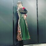 Yoko Hikasa Instagram - 21日グラブルフェス出演しました♫ 来てくれた人見てくれた人ありがとう❣️ メイク:福井さん　衣装: @m1nam1_515 さん サイドの色が緑と赤で左右違うの〜 髪型もちょっとエスニック風。 #グランブルーファンタジー #グラブルフェス #フリー初仕事！