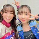 Yoko Hikasa Instagram - アイカツフレンズ 5周年イベントの時の 皆との写真です🥰 フレンズは、 フレンズで初めましての子も多かったけど みんな真面目で努力家で めちゃくちゃ良い子しかいないのよ😭 アイカツスタッフの審美眼は いつもすごいなと思う。 ピュアパレットはガタフェスに出演したり コラボカフェがあったりするので 皆さんフレンズイヤーを楽しんで下さい🎵 #アイカツ #アイカツフレンズ #松永あかね #木戸衣吹 #美山加恋 #二ノ宮ゆい #桑原由気 #陶山恵実里 #日笠陽子 #メリークリスマス 日本橋三井ホール
