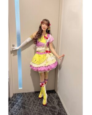 Yoko Hikasa Instagram - 🔥
アイカツフレンズ5周年イベント
来てくださった皆さん
ありがとうでした！
生アフレコ、トークコーナー、そしてライブと
大ボリュームな内容でした！！！

大西アリシアは出られなかったけれど
心にはずっと傍にいてくれて、
彼女を想いながら
Be Starを初披露させてもらえたし、
なんだか今日は大西の話ばかり
していた気がするよ！！
またいつか。
アリシアのソロと
2人のステージを皆に見てもらえるよう
私とひびきは絆を繋ぎながら待っているよ。
みんなも待ってて。

そしてそして
松永ちゃん、木戸ちゃん、
かれんちゃん、ゆいちゃん、
桑ちゃん、すや。
彼女達はフレンズをずっとずっと
フロントで守り続けてくれていて
歌もダンスもお芝居も一生懸命な
努力家さんたち。
本当に頼もしくて。素敵でした。

あやかとあずころも！
りんちゃんも！
オーニシも！
また全員でアイカツフレンズを
歌いたいなあって思うんだ〜。
また、アイカツしようね！！

#アイカツ 
#アイカツフレンズ 
#5周年 
#木戸衣吹 
#松永あかね 
#美山加恋 
#二ノ宮ゆい 
#桑原由気 
#陶山恵実里 
#逢来りん 
#大橋彩香 @ayaka_ohashi 
#田所あずさ @azusa_tadokoro 
#大西沙織 @onishi_saori86 
#日笠陽子
#今日は久々におろしヘアのひびきでした
#皆との写真はまた後日
