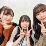 Yoko Hikasa Instagram - 🍨 井澤詩織ちゃん @shiori_izawa0201 との生配信、 机のアイスが溶けるほど 見てくださった皆さんありがとー！ しーたむとの接点の見えなさが 皆さんの好奇心を刺激しましたかな？ そうだね、共演はあっても イベントや配信とかで一緒に なることがほんとなかったので 新鮮な絡みだったのでは！ 来年放送のアニメハイスピも 見ておくれよな〜〜！！ そして今回ゲストに 澤田姫ちゃん @hime_sawada__ なんて良い子＆可愛い子なんや〜😭✨ 空手やらアクロバティックの話の ギャップにももうメロメロや！ しーたむがとても慕われていて 2人を見ていて幸せな気持ちに なりました！！！！ 本当に楽しかった〜！！ 次回は未定ですので、 是非公式Xなどでチェックしてくださいね✨ 次回も早くやりたーーい！！ #井澤詩織 #澤田姫 #日笠陽子 #机のアイスが溶けるほど #新番組 #アイス #溶けてた