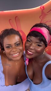 Yolanda Tati Instagram - Quem sabe faz AO VIVO, Amor 🗣️😎😆🎙️📺 GOSTARAM???? @bbb @tvglobo @globoplaypt ✨🇧🇷🇦🇴🇵🇹 OBRIGADAAAA, BRASIL! ELA É GLOBAL