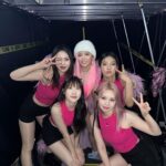 Yoo Jeong-yeon Instagram - 주스걸들~~~~ (옥에티있음)