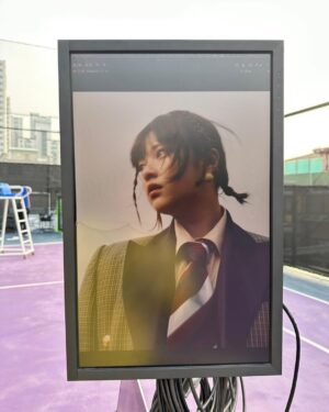 Yoo Jeong-yeon Instagram - @gq_korea 

FEATURE EDITOR 김은희
PHOTOGRAPHER 강혜원 @hyeawonkang 
STYLIST 김미현 @mmmivong 
HAIR&MAKE-UP 박정환 @jeooonghwan