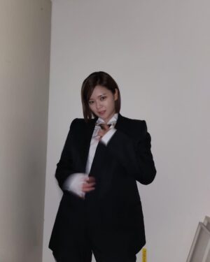 Yoo Jeong-yeon Instagram - 🧍🏻‍♀️🧍🏻‍♀️🧍🏻‍♀️🧍🏻‍♀️🧍🏻‍♀️🧍🏻‍♀️🧍🏻‍♀️🧍🏻‍♀️🧍🏻‍♀️