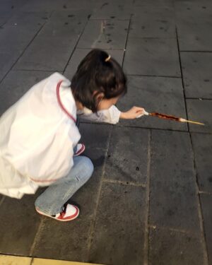 Yoo Jeong-yeon Instagram - 멤버들이랑 있을 때 좋은 기운과 진짜 나의 모습이 나오는것같아 우리 또 놀쟈 친구들♡