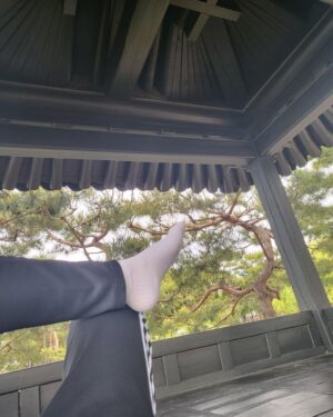 Yoo Jeong-yeon Instagram - 멤버들이랑 있을 때 좋은 기운과 진짜 나의 모습이 나오는것같아 우리 또 놀쟈 친구들♡