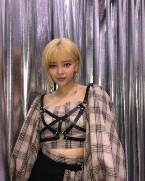 Yoo Jeong-yeon Instagram - 