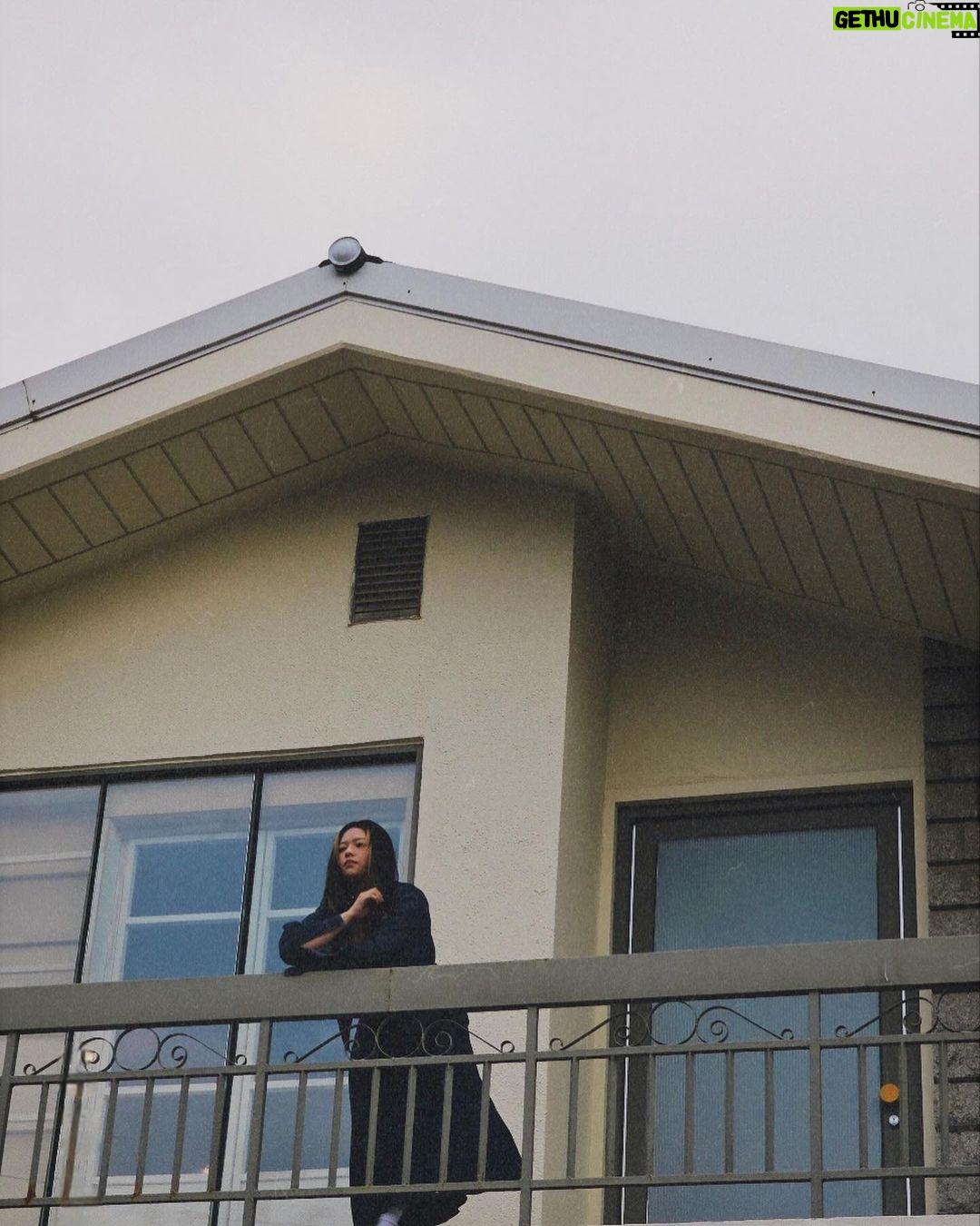 Yoo Jeong-yeon Instagram - 행복하게 해줘서 감사해요
