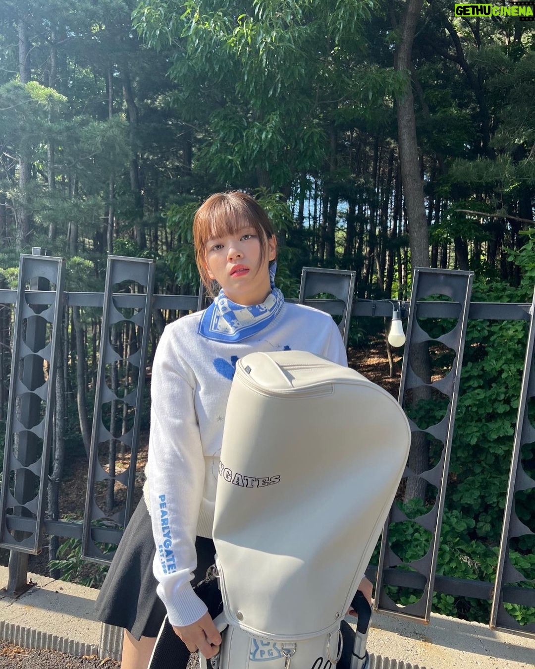 Yoo Jeong-yeon Instagram - 역시 파리게이츠☀🤲 @pearlygates_korea #광고
