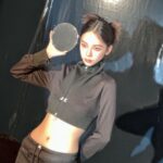 Yoo Ji-min Instagram – Behind 🐈‍⬛