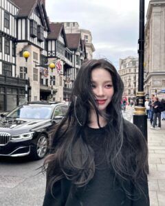 Yoo Ji-min Instagram - 런던여행기