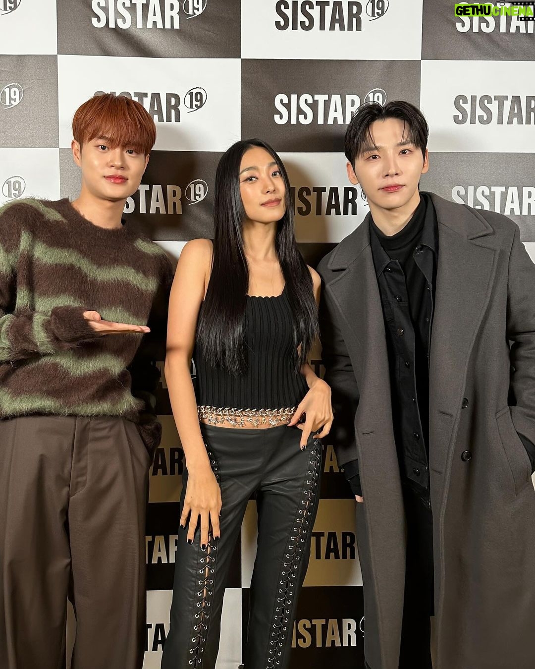 Yoon Bo-ra Instagram - SISTAR19 컴백을 축하해주셔서 감사합니다💜✨🪩