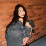 Yoon Bo-ra Instagram – How are you doing? 🙂🙃
