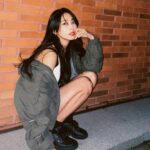 Yoon Bo-ra Instagram – How are you doing? 🙂🙃
