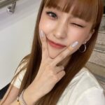 Yoon Bo-ra Instagram - 😉✌🏼