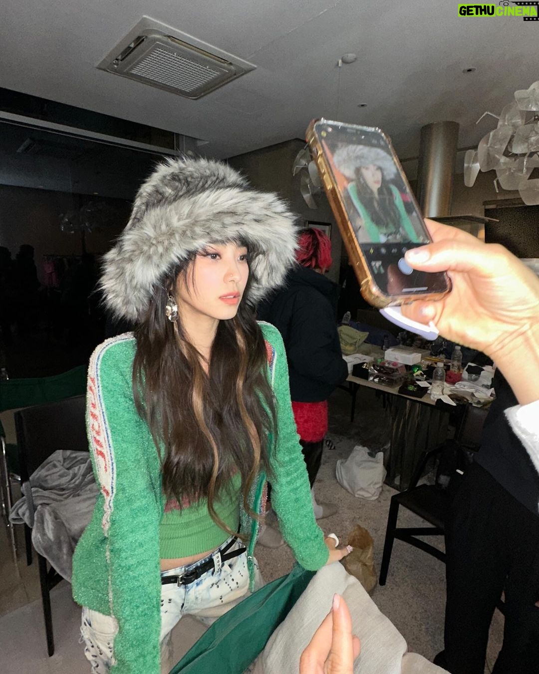 Yoon Bo-ra Instagram - ๐๐ชฉ๐ฉท๐๐งก๐ชฉ๐
