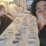 Yoon Ji-min Instagram - 일끝나고 집에 오자마자 선물이~~~~~ 너무 신나서 옷두 안갈아입고 앉아서 언박싱~~ 감사합니다~~~ . . #선물 #너무신났다우리 #예나공방 #예나도예공방 #핸드메이드 #십년째쓰고있는제품 #감사합니다🙏