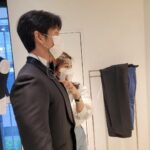 Yoon Ji-min Instagram - 👰‍♀️🤵‍♂️ 십년전 우리의 결혼식을 진행해주셨던 사랑하는 부자언니가.. 또 메이크업을 해주셨던 20년지기 현증언니가.. 오랜만에 드레스를 입는다고 한걸음에 달려와주셨어요 이렇게 사랑받아도 되나 감사한 시간들을 모아봅니다🙏 . . #우리들의차차차 #장부자대표님 #우현증원장님 #로드앤테일러 #아뜰리에쿠 #감사합니다