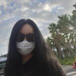 Yoon Ji-min Instagram - 얼마만에 타보는 비행기인지ㅎ 설렘이 좋네요~~ 매니져님 찍을때 하늘이 젤이뿌다 . . #제주도 #🛫 #🎥