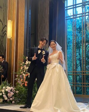 Yoona Instagram - 엔딩👑
#원럽
#삼총사
#육남매

#킹더랜드