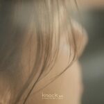 Yoona Instagram – 오랜만에 new song🎤 
예쁜곡으로 제안을 주신 에피톤프로젝트 선배님과 함께한 곡이 공개되었어요🩵 

<에피톤프로젝트 - 노크 knock🎵> 
(vocal by 윤아)
@epitone.project 
#에피톤프로젝트 #윤아 #노크 #knock