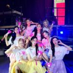 Yoona Instagram – 너무 행복했어💗 
고마워 사랑해 행복만줄게 🫶🏻
#또만나쟈 
#다음생에도소원해줘
#그럼우리는소녀시대할게 
#gg4eva