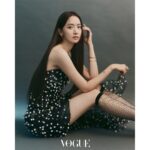 Yoona Instagram - ✨✨✨ @qeelinjewellery @voguekorea