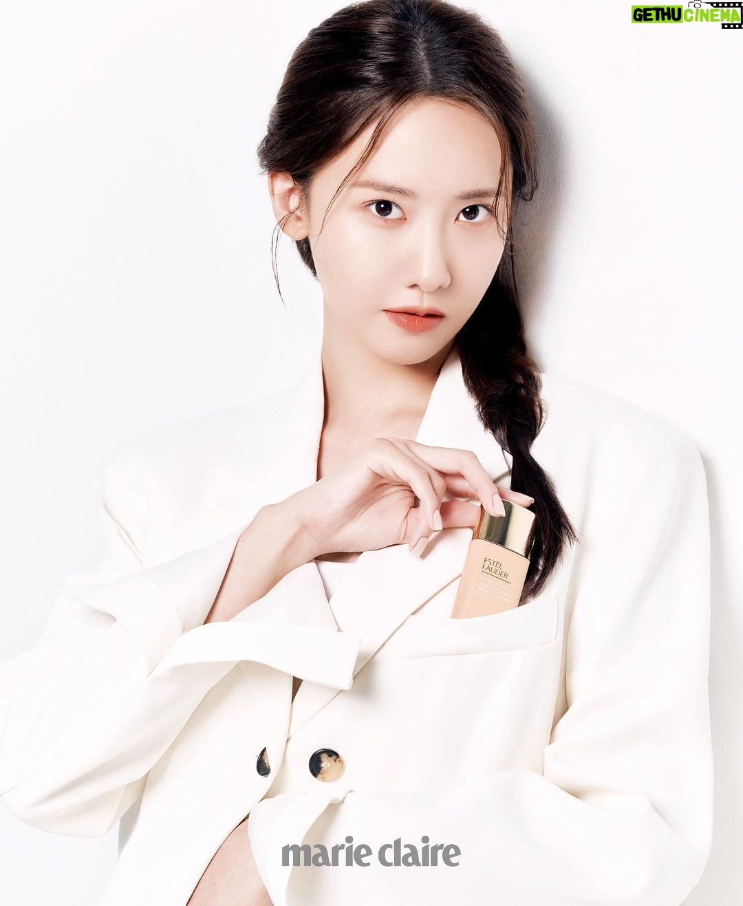 Yoona Instagram - λ§μλ€μ΄ π #μμ€ν°λ‘λ #κ°μλ³ #λλΈμ¨μ΄ @esteelauderkr