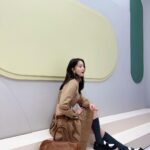 Yoona Instagram - Miu Miu FW22 fashion show in Paris at 10pm March 8th(KST) 🤎 @MiuMiu #MiuMiuFW22 #MiucciaPrada #광고 (#AD)