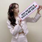 Yoona Instagram - 얼굴봐서 너무 좋았던 이틀 🩷 보고싶었엉 소원 고마워 🥰 #yoonite #seoul