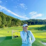 Yoona Instagram - 요즘 날씨 딱좋아 ⛳️ @wide.angle