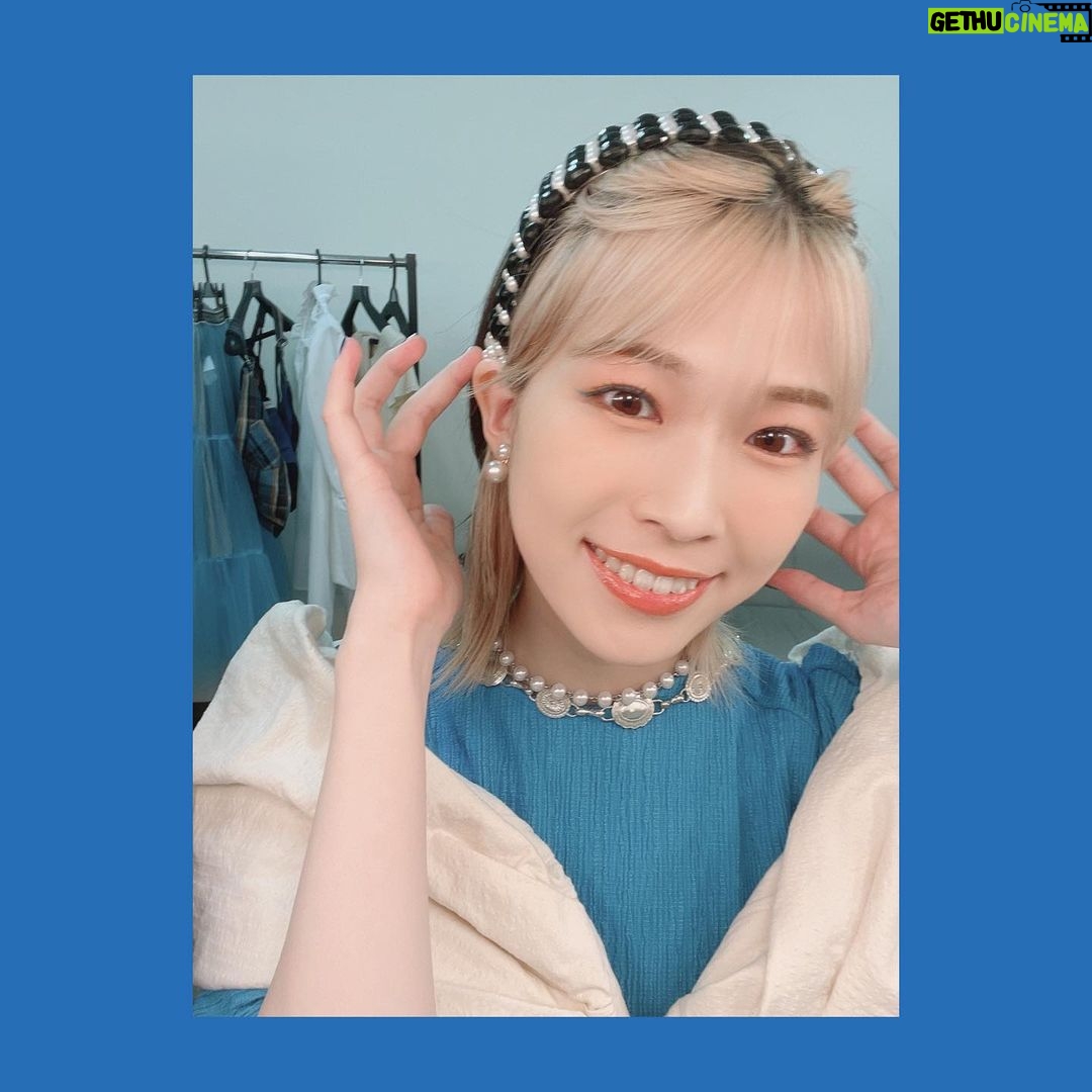 Yoshino Aoyama Instagram - #0513 #0515 ・ BD liveがあり、BDがありました。 詳しくはコラム #みずプレ で語りましたので是非に📚 最後の写真は、アイメイクが可愛かったのだという写真です😂 ・ 5/15。 すでにたくさんのお祝いありがとうございます! これからもみなさん宜しくお願い致します! ・ ・ #青山吉能 #され青