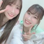 Yoshino Aoyama Instagram – #0128 🍊👑
・
・
「SMILE PRINCESS 3rd LIVE GO UP！」
走り抜けました〜！！！！！！！
メンバーのみんなといると、たくさん笑ってくれて嬉しい気持ちにもなるし、何が何でも頑張りたいと思わせてくれるとってもイイ女ばっかりですワ
・
もっともっとわたしたちの強みを知ってほしいし、わたしももっともっと寄り添いたいなあ。
・
とにかく大好きと尊敬が増した1ヶ月でした♡
新曲にタイアップに引き続き宜しくお願いいたします。
・
・
#SMILE PRINCESS #スマプリ3rdライブ
⁡
#北守さいか 🔑
#汐入あすか 🎀
#相良茉優 😈
#辻森梓咲 🌅
#本郷里実 💎
#森山由梨佳 🦩
#青山吉能 🥒
⁡
#実は
#きぬの宿志季大瀞 さんに
#お会いできたことが本当に嬉しかった
#いつだって
#心の絆でパックを繋げ🏒⛸️✨✨
#最後の写はあずーを見つめるわたし