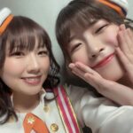 Yoshino Aoyama Instagram – #0128 🍊👑
・
・
「SMILE PRINCESS 3rd LIVE GO UP！」
走り抜けました〜！！！！！！！
メンバーのみんなといると、たくさん笑ってくれて嬉しい気持ちにもなるし、何が何でも頑張りたいと思わせてくれるとってもイイ女ばっかりですワ
・
もっともっとわたしたちの強みを知ってほしいし、わたしももっともっと寄り添いたいなあ。
・
とにかく大好きと尊敬が増した1ヶ月でした♡
新曲にタイアップに引き続き宜しくお願いいたします。
・
・
#SMILE PRINCESS #スマプリ3rdライブ
⁡
#北守さいか 🔑
#汐入あすか 🎀
#相良茉優 😈
#辻森梓咲 🌅
#本郷里実 💎
#森山由梨佳 🦩
#青山吉能 🥒
⁡
#実は
#きぬの宿志季大瀞 さんに
#お会いできたことが本当に嬉しかった
#いつだって
#心の絆でパックを繋げ🏒⛸️✨✨
#最後の写はあずーを見つめるわたし