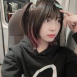 Yoshino Aoyama Instagram – #0107 2️⃣0️⃣🎉🎉
・
・
「ANIPLEX 20th Anniversary Event -THANX-」
たくさんの応援ありがとうございました！
#ぼっちざろっく 後藤ひとり役、
そして #結束バンド として出演いたしました。
・
アニメ大好きっ子としてすくすく育っていたわたしが、大尊敬な作品たちに囲まれながら同じ舞台に立たせていただけるとは。
夢に見てた、こんなイベントあったらいいのにな♩♩がぜ〜〜〜〜〜〜んぶ叶ってしまってなんだかもう、声優としての形を保つことに必死でした。
みんなもそうだよね…。
・
トークセッションでは念願の脚本・吉田さんのお話を伺うことができました💐💐
おじ〜ずもたくさん喋ってくれてTHANXです。
神・けろりら・神にサインまでいただいてしまって…！！！
嬉しいお言葉もいただけて地に埋まりそうです！HAPPY！！
・
・
改めて「ぼっち・ざ・ろっく！」との出会いは、
わたしの人生に信じられないくらいの彩りを与えてくれたなあと感じています。
一生蜜啜って生きていけるように負けじと精進しまくります。
・
感想はラジオでも語っているので是非にね♡
・
・
#アニプレックス20周年 
おめでとうございます！！！！！！！！
アーカイブ、1/16まで！絶対見逃すな言ったからね
・
・
・
⁡
#鈴代紗弓 #伊地知虹夏 役🥁
#水野朔 #山田リョウ 役🌿
#長谷川育美 #喜多郁代 役🎤
#青山吉能  #後藤ひとり 役🎸
⁡
#よぴが載せたい育美