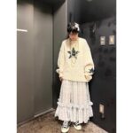 Yoshino Aoyama Instagram - #1210 🌷🎤🌷 ・ 青山吉能トーク＆ライブツアー2023 「こぼればな(し)」 無事に！終わりました！！ ・ 大層な感想などはそれぞれのメディアでやるとして 今回はいつも最高のヘアメイク&スタイリング、 バタバタな中でしたが 食べられたものたちなどの写真をシェアします🍻 (しかし最後のラーメンは今日の😹) ・ うたをうたうのって本当に寿命との勝負〜！ ヒリヒリヒリヒリヒリヒリヒジ ありがとうございました〜！！！！！ ・ ・ ・ #青山吉能 #こぼればなし2023 #ランチは大盛り無料ライス無料 #そりゃあ #ねえ…