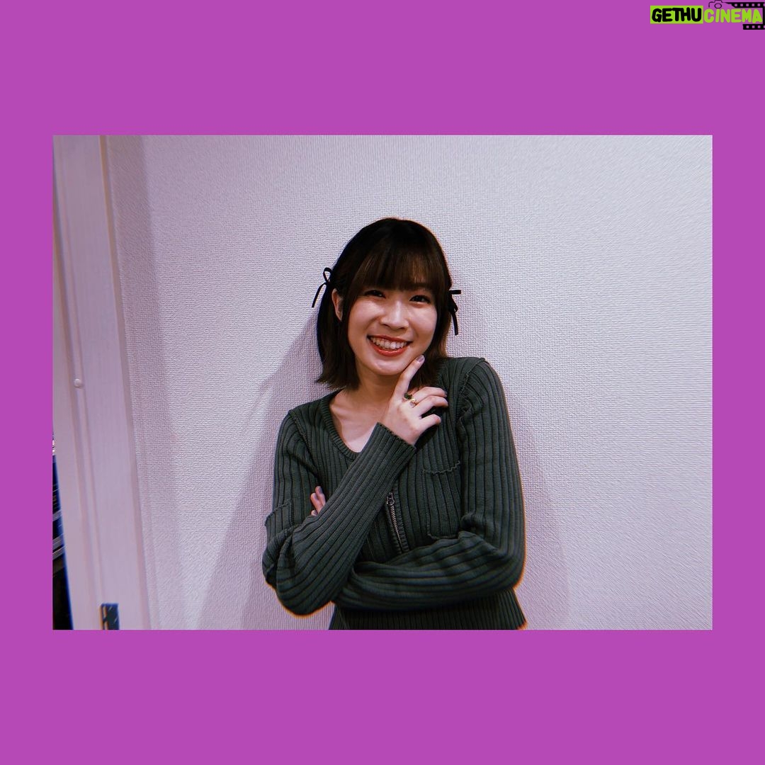 Yoshino Aoyama Instagram - #1020 🪕🪇 ・ #よしのに 第七回!ソロ回でした! お話も弦楽器も楽しい〜〜!!! なんだかまだ延べ8回しかやっていないのに 46回目くらいの気持ちになってしまう! うれし〜さ〜 ・ ・ #moussy