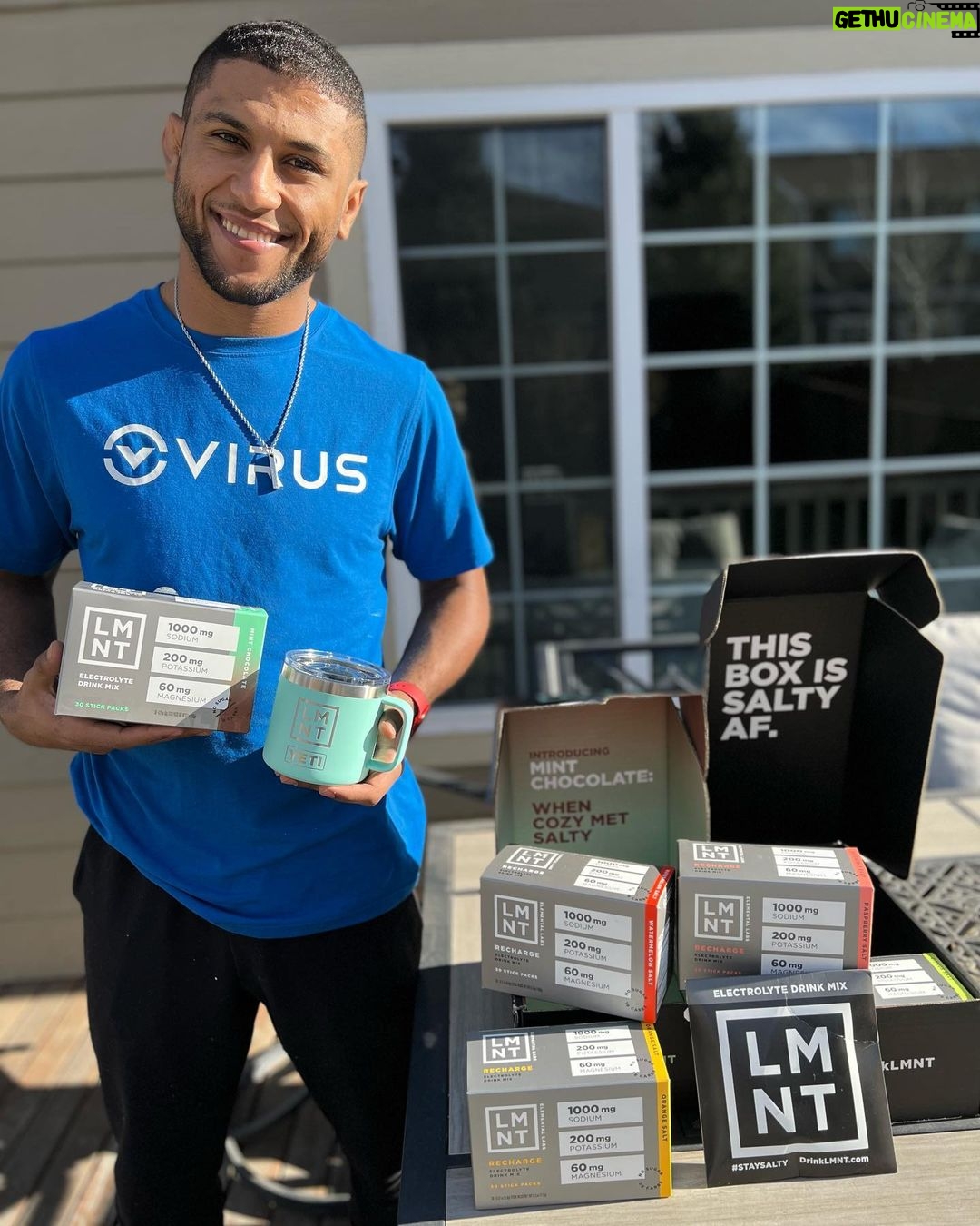 Youssef Zalal Instagram - Enjoy your holidays with some MINT CHOCOLATE electrolyte drink!! 🍫😁 Denver, Colorado