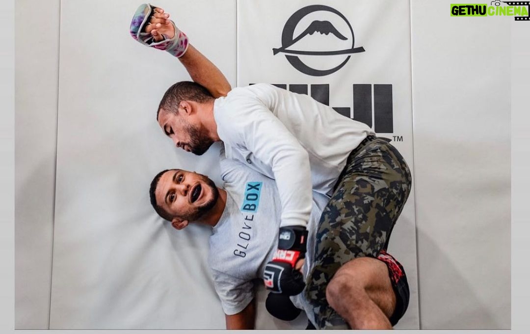 Youssef Zalal Instagram - Happy Friday everyone 😁🇲🇦😈 . 📸: @pacleb.photos Factory X Muay Thai / MMA / BJJ